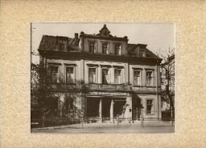 Haus alt1 300x216 Historie